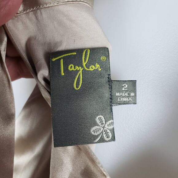 NWT Taylor Halter Ribbon Neck Sleeveless Floral Flower Slip Dress Women’s Size 2 - Picture 8 of 11